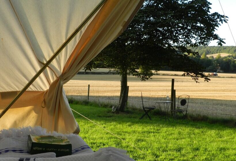 Cosy 5m Bell Tent Glamping In Rural Herefordshire