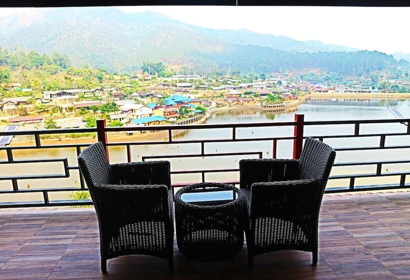 בית מלון כפרי Chasa Rakthai Resort