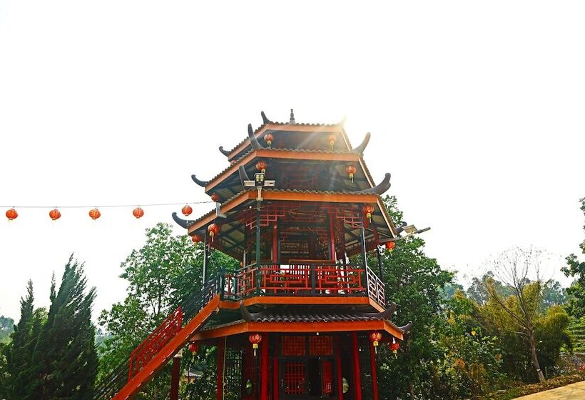 בית מלון כפרי Chasa Rakthai Resort