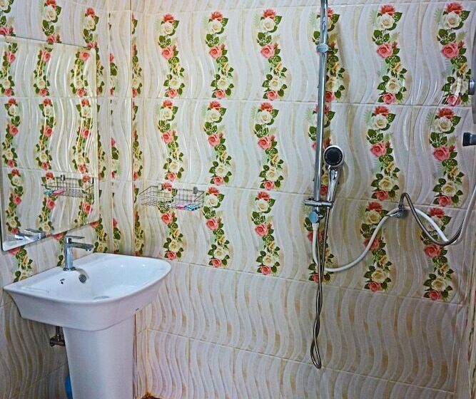 בית מלון כפרי Chasa Rakthai Resort