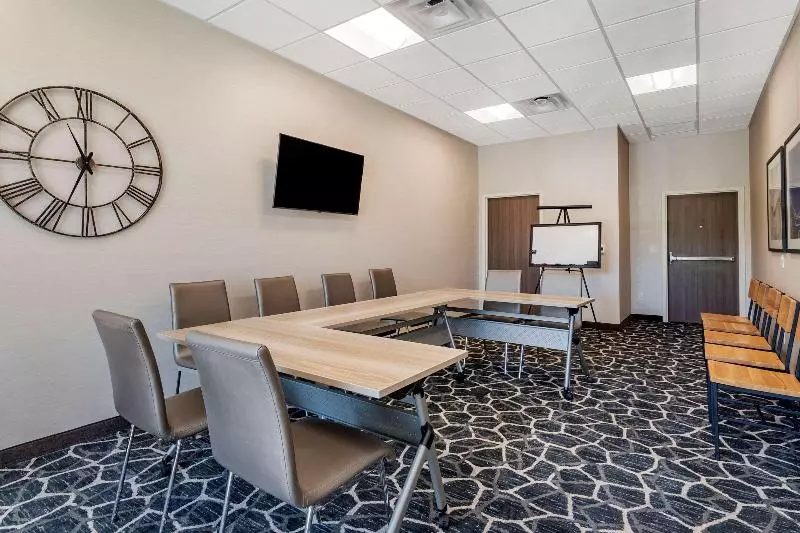 Hotelli Comfort Suites Grandview  Kansas City