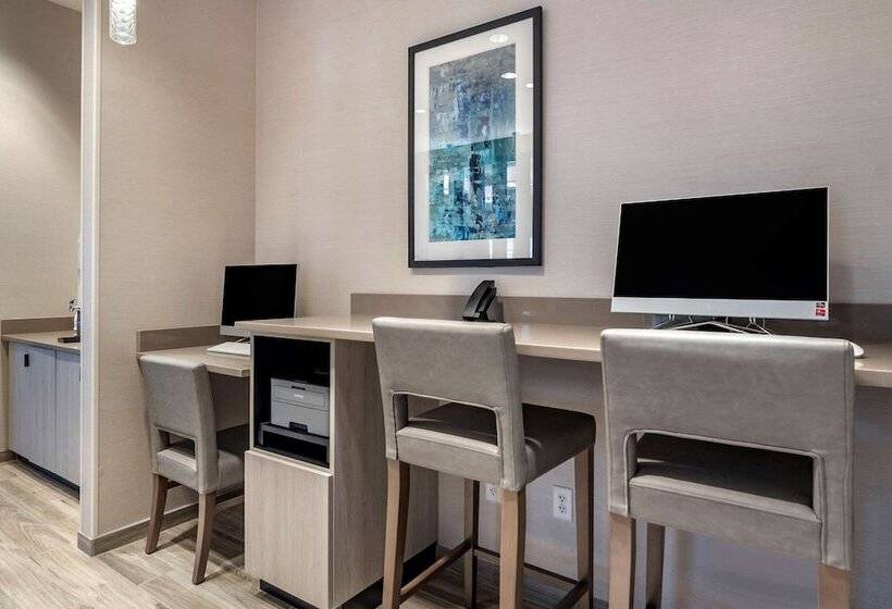 فندق Comfort Suites Grandview Kansas City