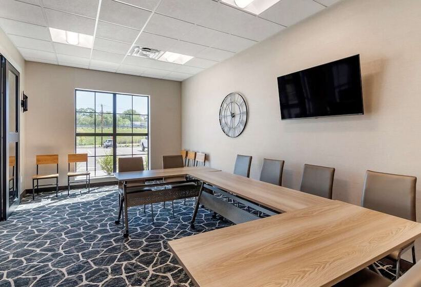 فندق Comfort Suites Grandview Kansas City