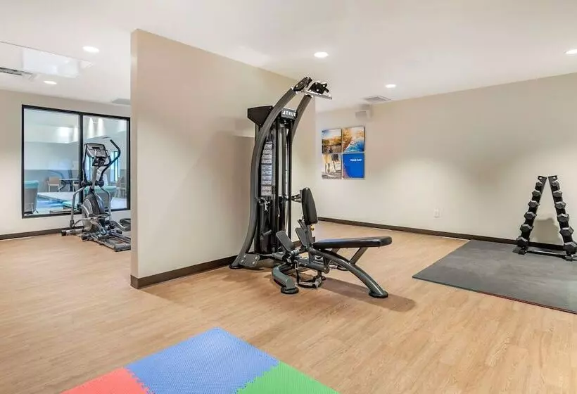 Hotelli Comfort Suites Grandview  Kansas City