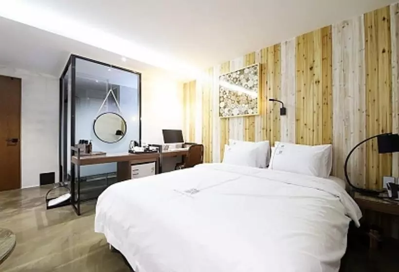 Hotelli Jeonju Aveue