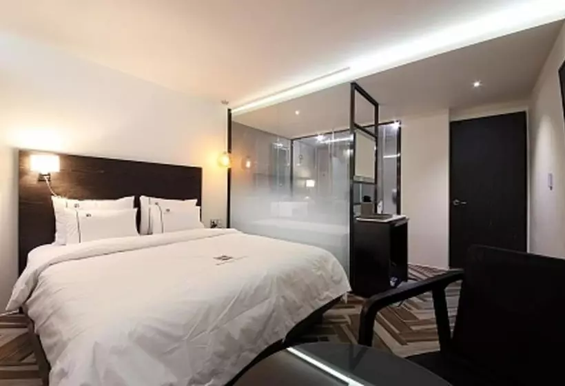 Hotelli Jeonju Aveue