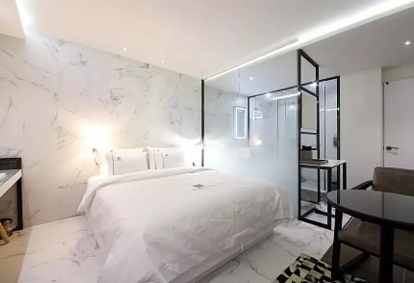 Hotelli Jeonju Aveue