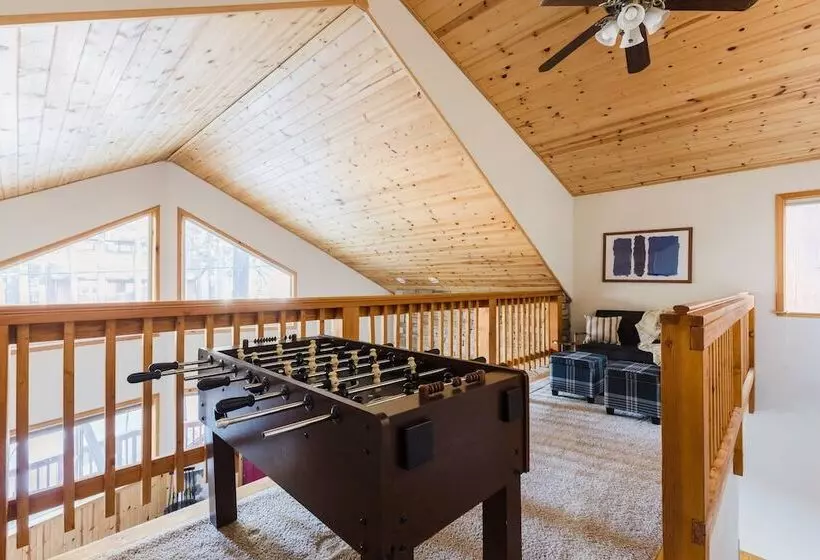 Jumper & Jackhorn By Avantstay 2 Cabin Buyout 6 Br W/ Hot Tub