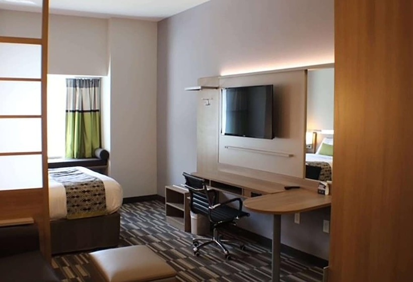 Microtel Inn & Suites By Wyndham Liberty/ne Kansas City Area