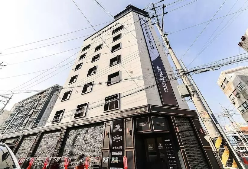 モーテル Changwon Masan Brooks