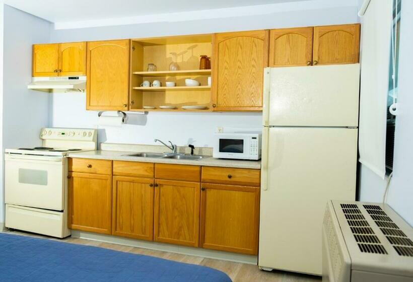 فندق على الطريق Dark Sky Suites