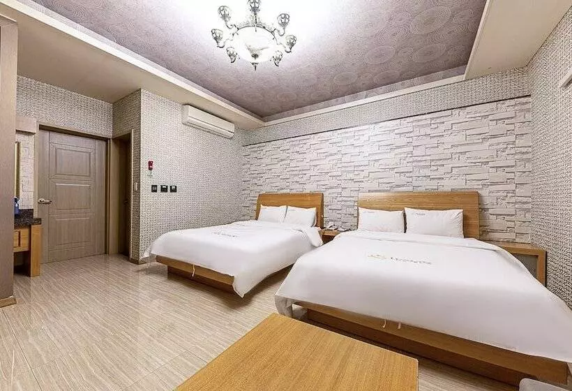 مُتل Gwangju Sangmu Luxury