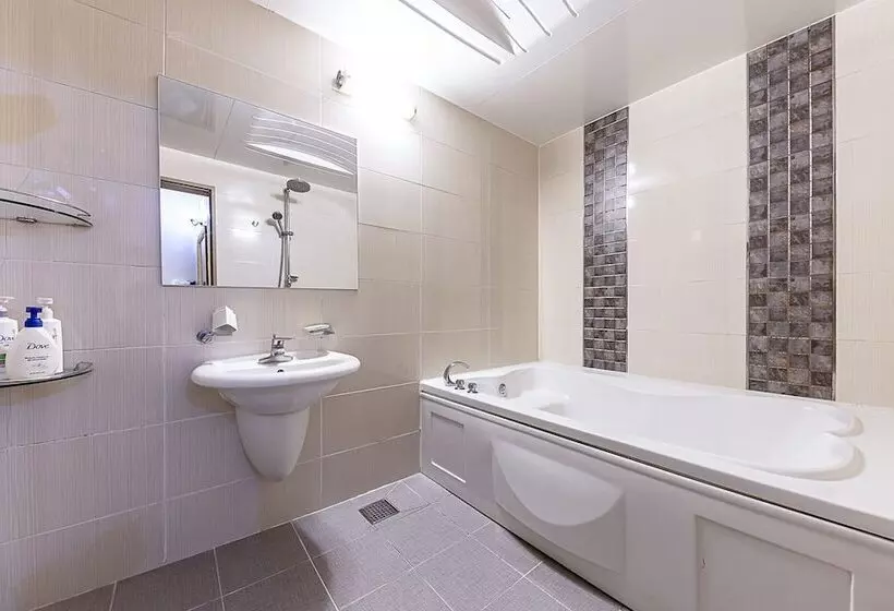 مُتل Gwangju Sangmu Luxury