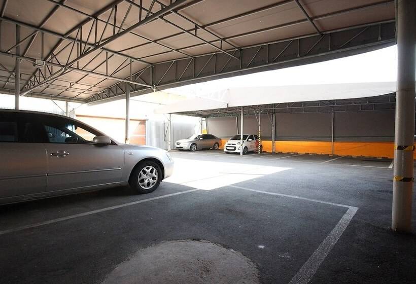 مُتل Gwangju Sinandong Hotel Napoli