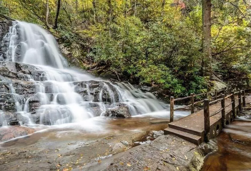 Mountain Hideaway By Jackson Mountain Rentals