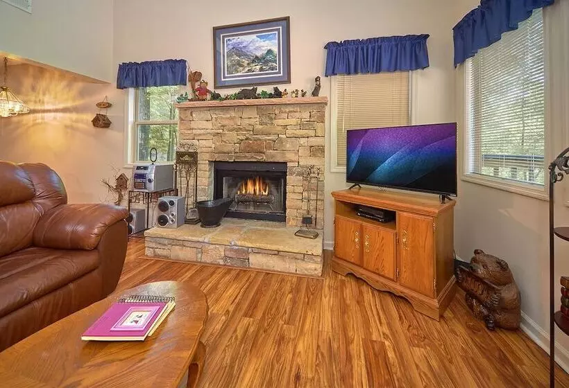 Mountain Hideaway By Jackson Mountain Rentals
