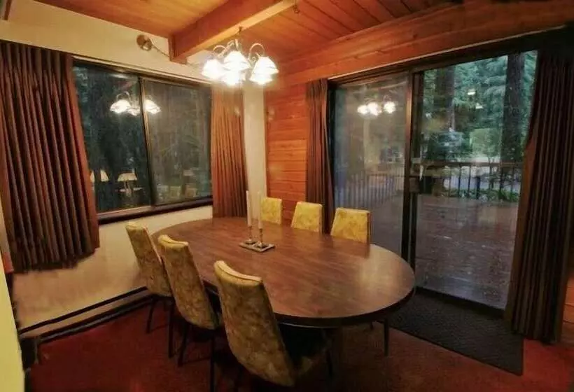Mt Baker Lodging Cabin 35 Sleeps 6