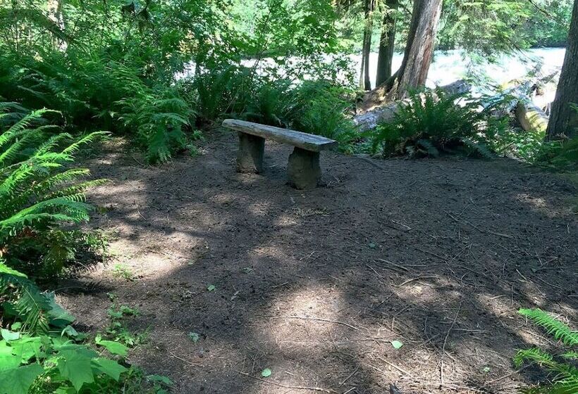 Mt Baker Lodging Cabin 35 Sleeps 6