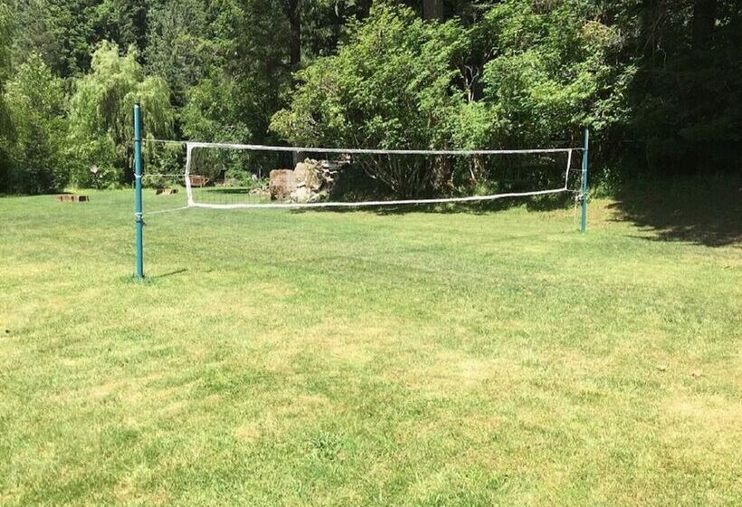 Mt Baker Lodging Cabin 35 Sleeps 6