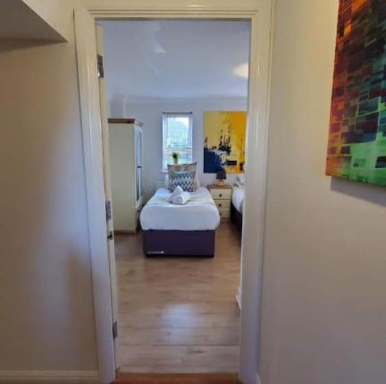 بنسيون Bicester Gf Serviced Accommodation