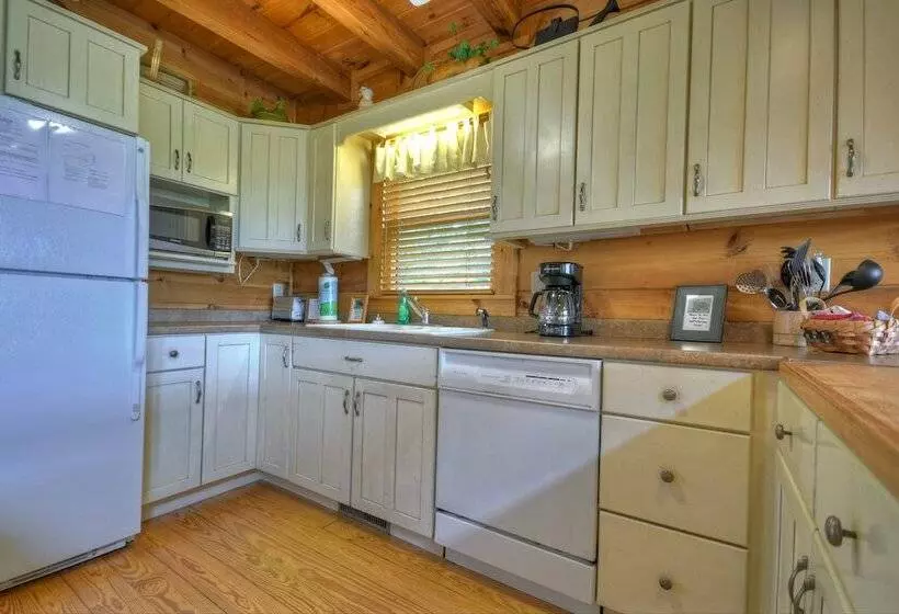 Serenity Now Secluded Near Toccoa & Ocoee Rivers