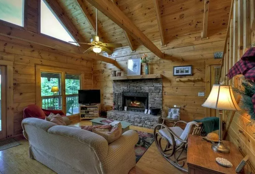 Serenity Now Secluded Near Toccoa & Ocoee Rivers