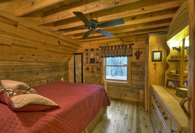 Triple Treat Rustic Cabin Near Blue Ridge