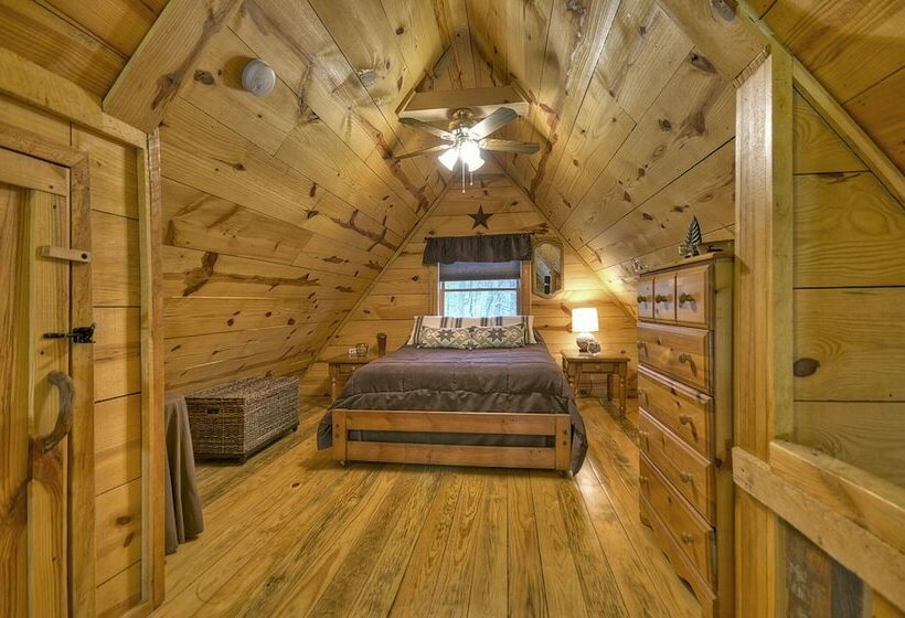 Triple Treat Rustic Cabin Near Blue Ridge