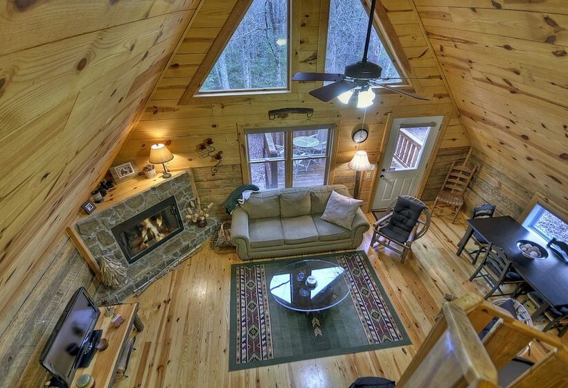 Triple Treat Rustic Cabin Near Blue Ridge