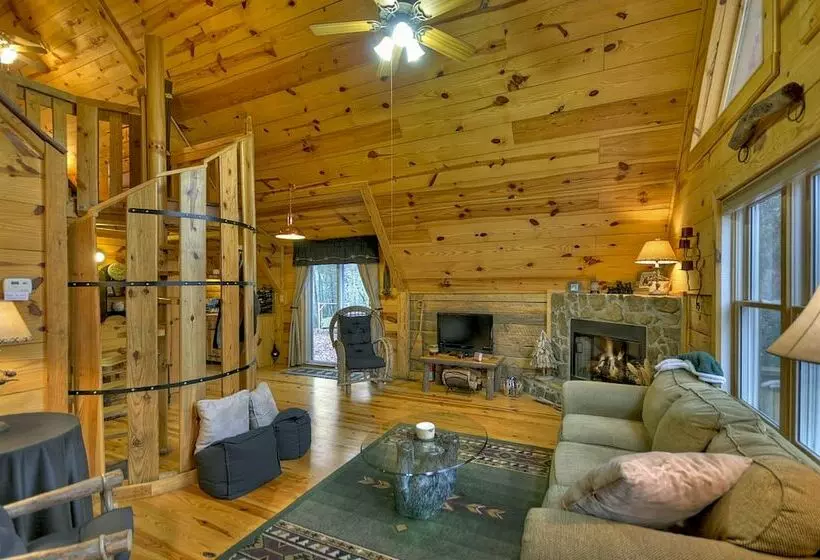 Triple Treat Rustic Cabin Near Blue Ridge