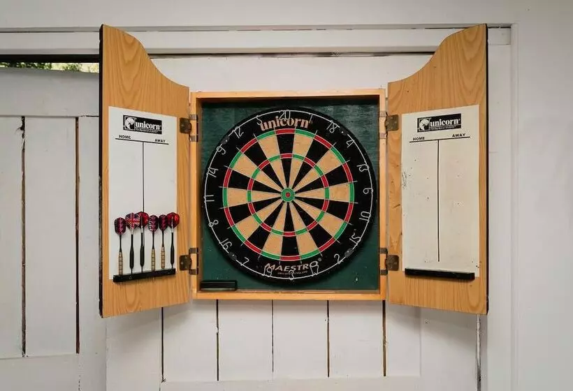 Weeke Brook   Quintessential Thatched Luxury Devon Cottage