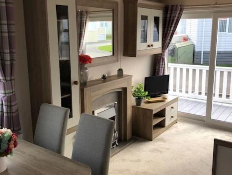 Bay View 37 Oceans Edge By Prl Lodge Hire