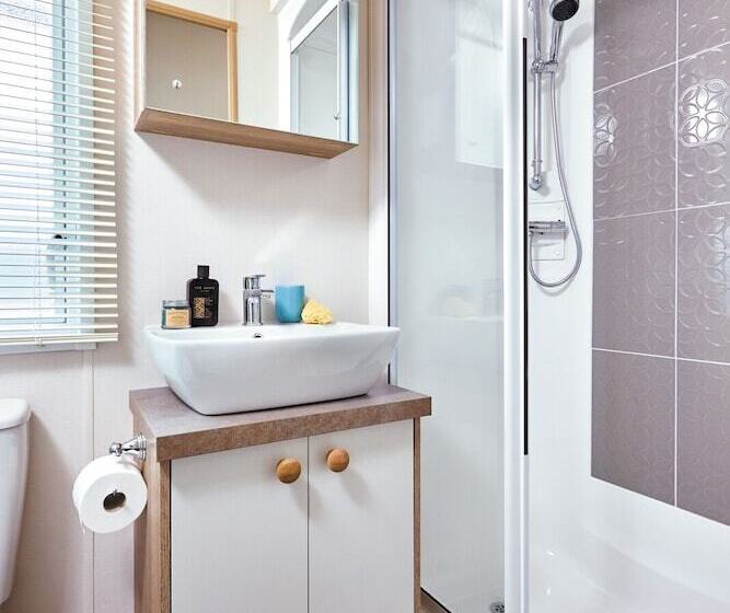 Bay View 37 Oceans Edge By Prl Lodge Hire