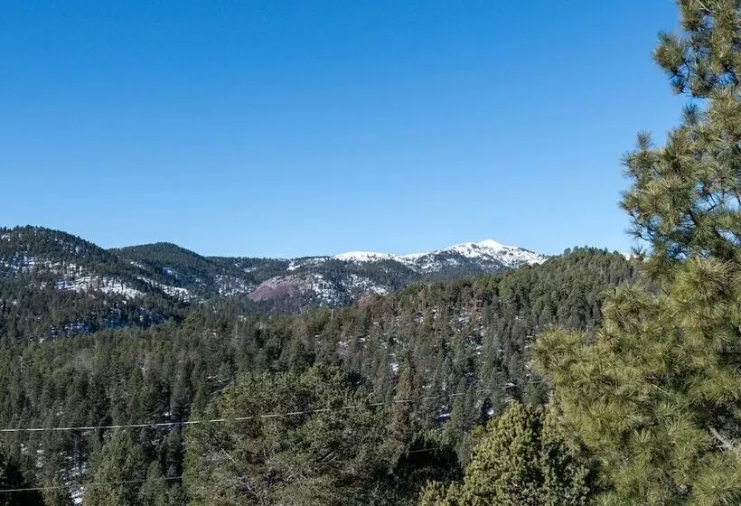 Breakaway Cabin