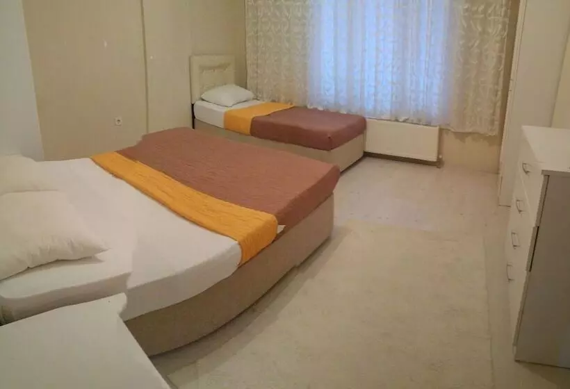 H&m House Butik Otel