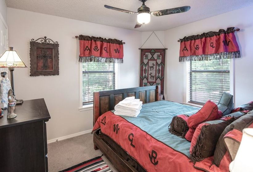 Horse Feathers By Vtrips