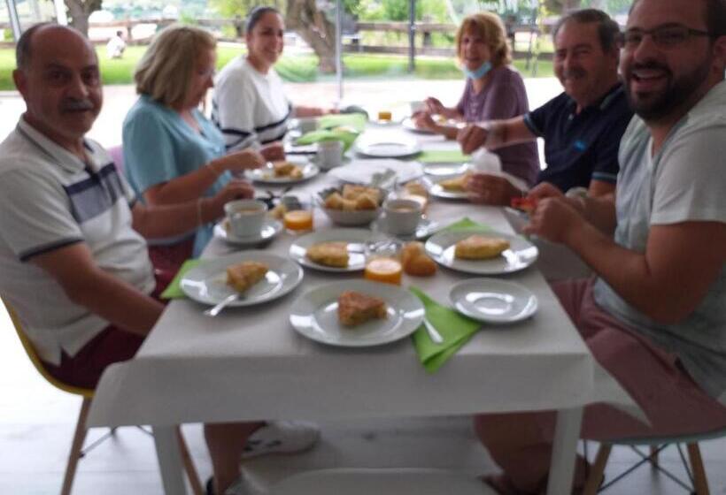 فندق فئة نجمة واحدة La Casuca De Mamina