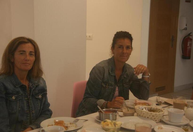 فندق فئة نجمة واحدة La Casuca De Mamina