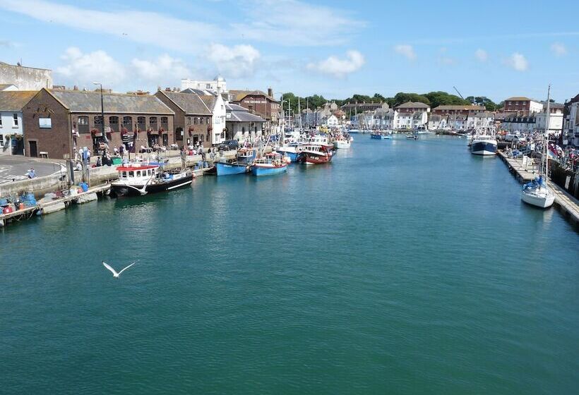 Hotel Aaran Guesthouse