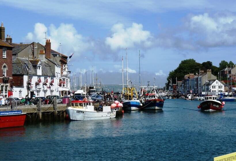 Hotel Aaran Guesthouse