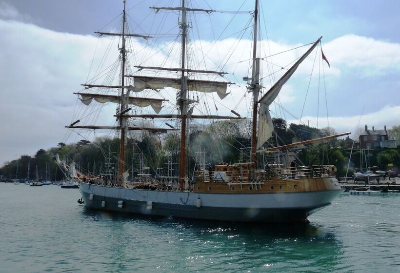 Hotel Aaran Guesthouse