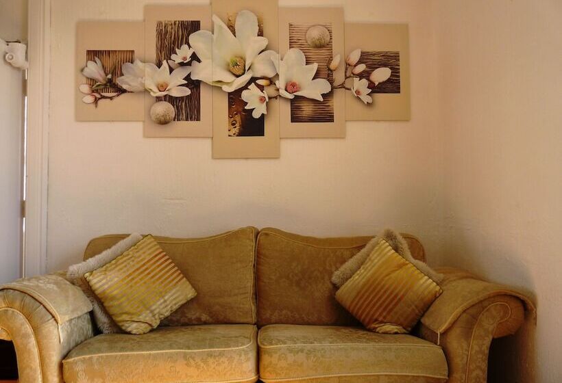 Hotel Aaran Guesthouse