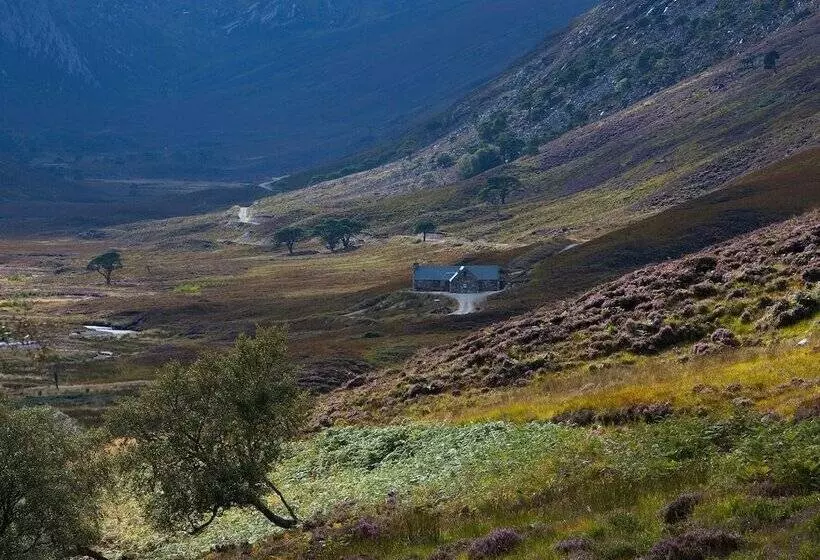 Hotelli Alladale Wilderness Reserve