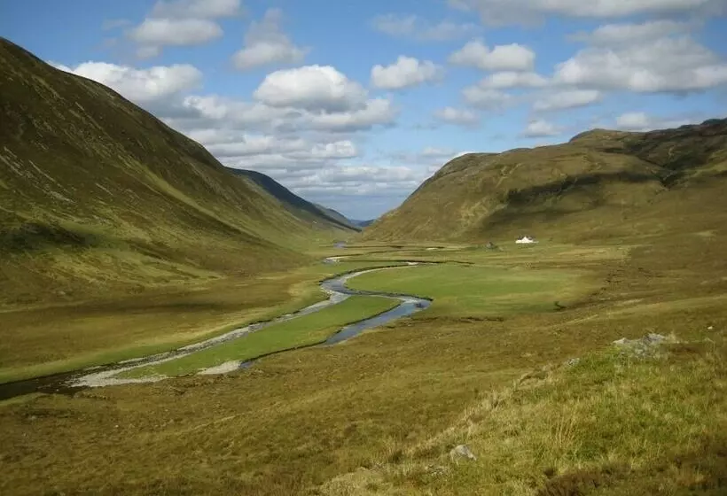 Hotelli Alladale Wilderness Reserve