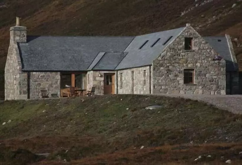 Hotelli Alladale Wilderness Reserve