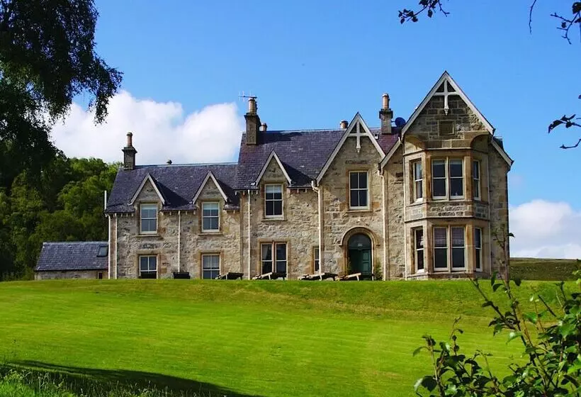 Hotelli Alladale Wilderness Reserve