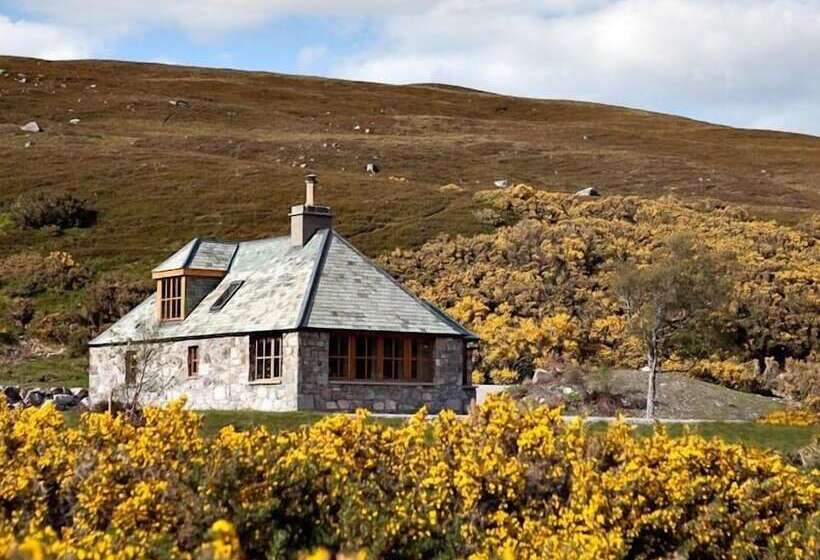 فندق Alladale Wilderness Reserve