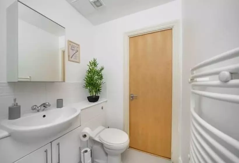 ホテル Ashleigh Court