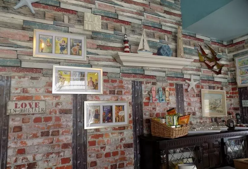 Hotelli Tracey S Driftwood