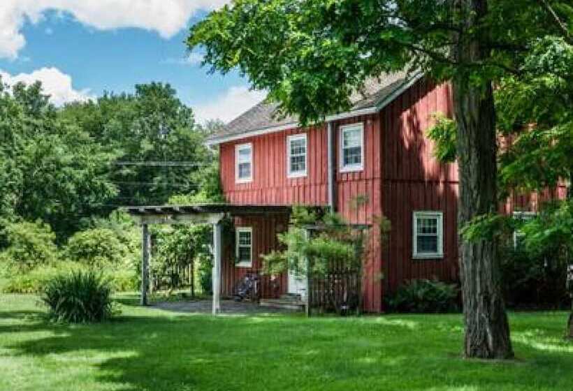 Отель Elmrock Inn